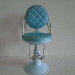 Adjustable Salon Chair for 18″ Doll